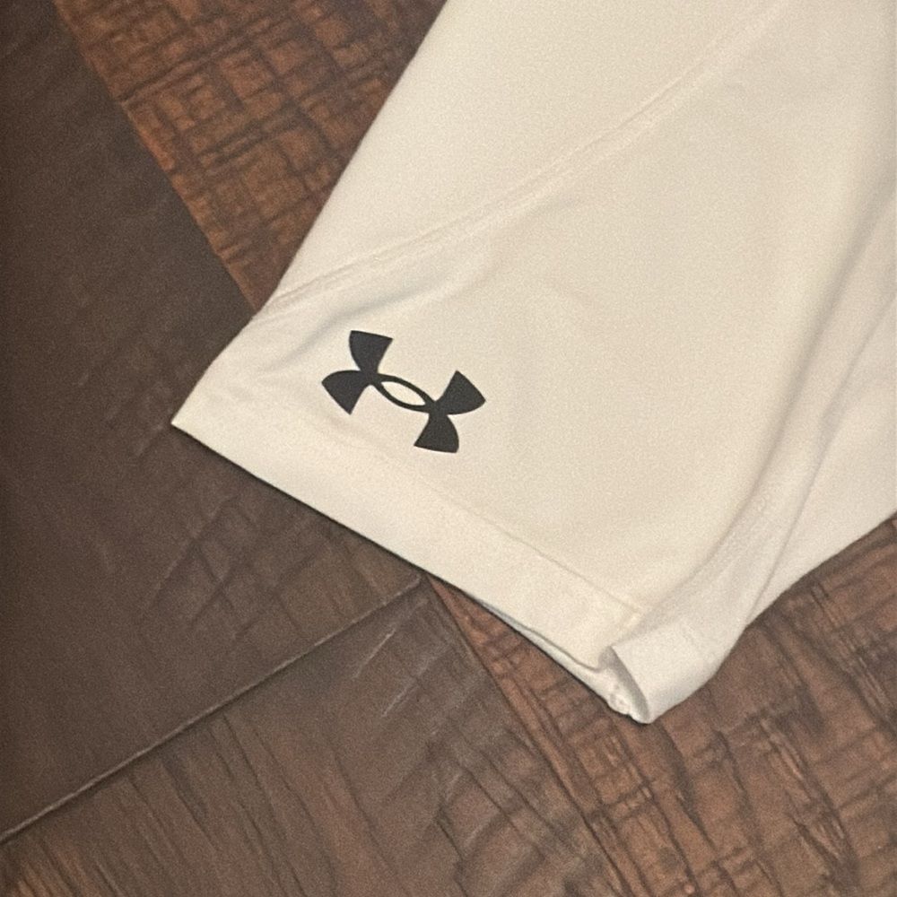 Under Armour slider shorts - Picture 2 of 5